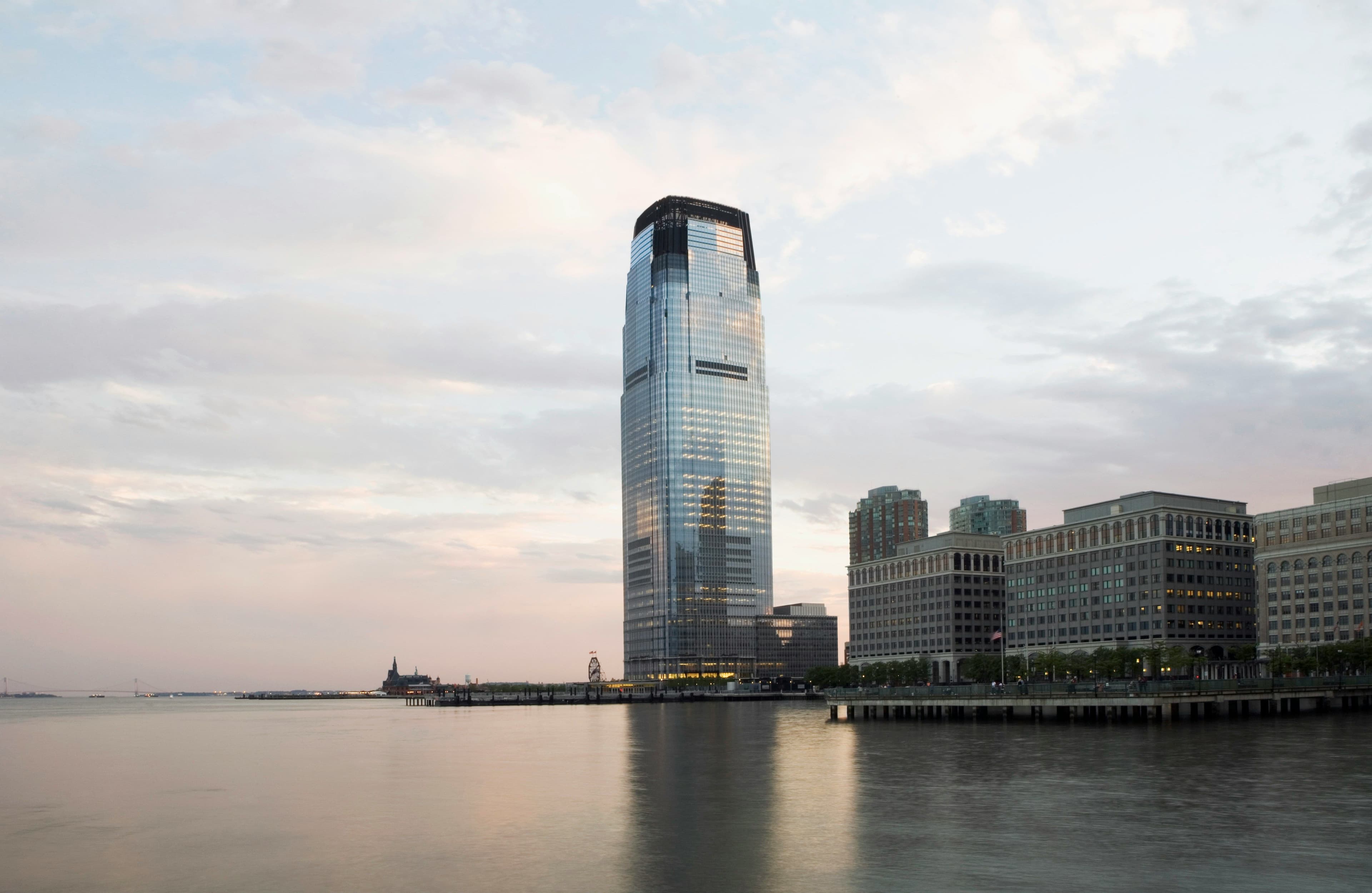 Goldman Sachs and BNY Mellon Launch Tokenized Money Market Funds