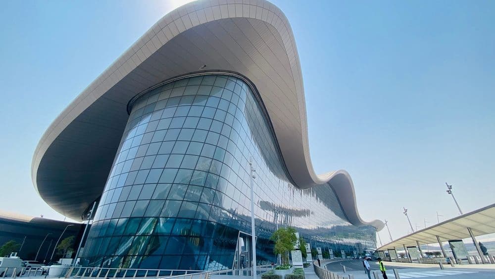 UAE’s Abu Dhabi Airports Signs Pact to Enable Cashless Crypto-Linked Travel
