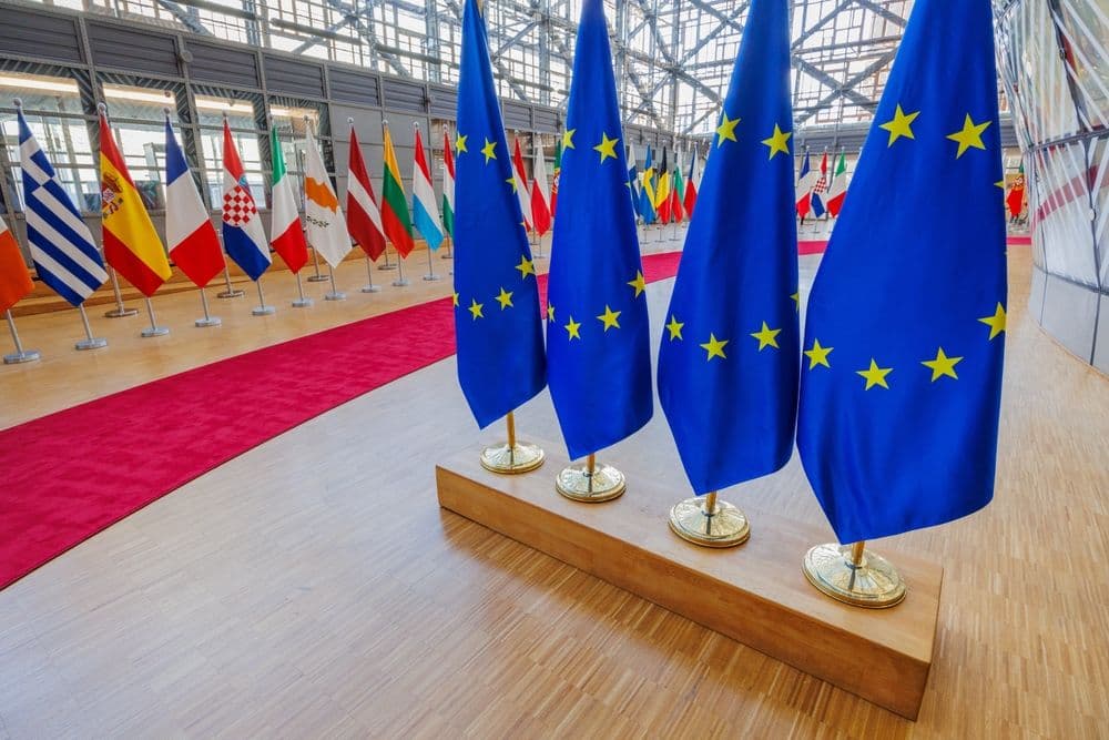 EU’s Crypto Activity Peaked at $234 Billion Amid MiCA, Euro-Stablecoin Boom