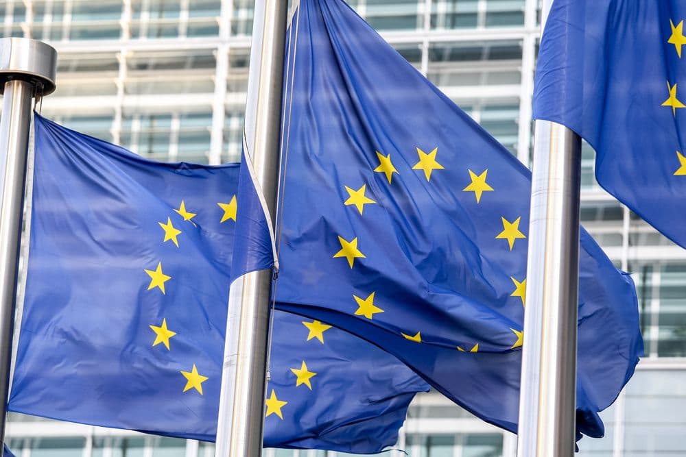 Eu