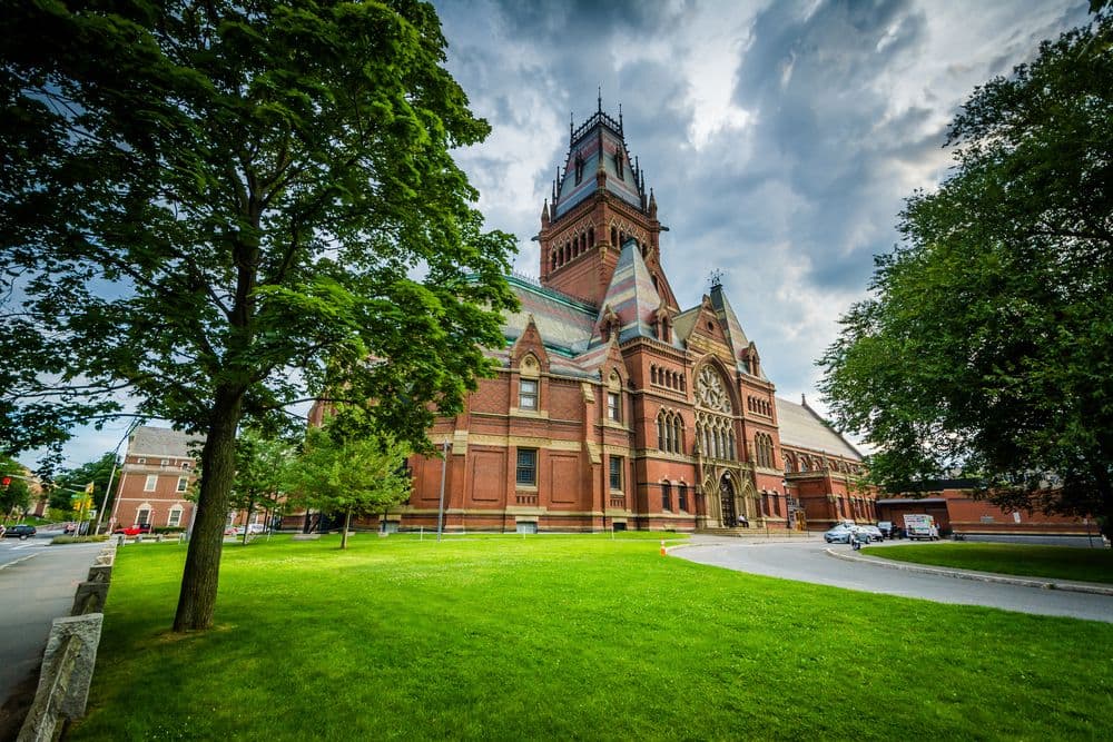 Harvard Puts Bitcoin in Its Top Holdings With $116M BlackRock Stake