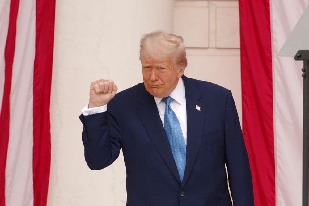 Trump’s Truth Social Files for Spot Bitcoin ETF Amid $2.5B Crypto Push