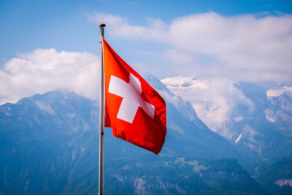Switzerland Weighs Constitutional Move to Add Bitcoin to Reserves