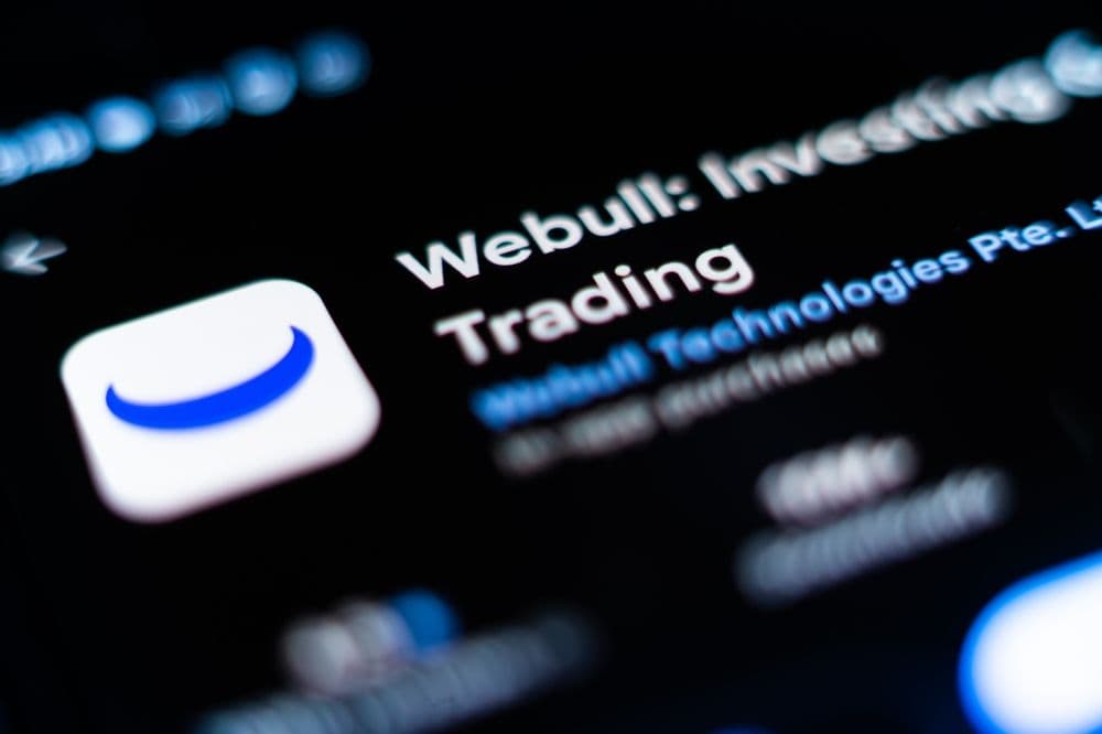 Webull Reintroduces Crypto Trading in U.S. as Regulatory Confidence Grows