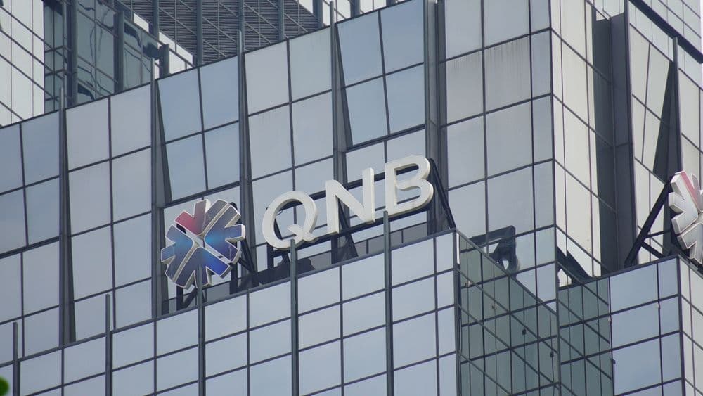 Qatar National Bank Adopts JPMorgan Blockchain for 24/7 Dollar Settlements