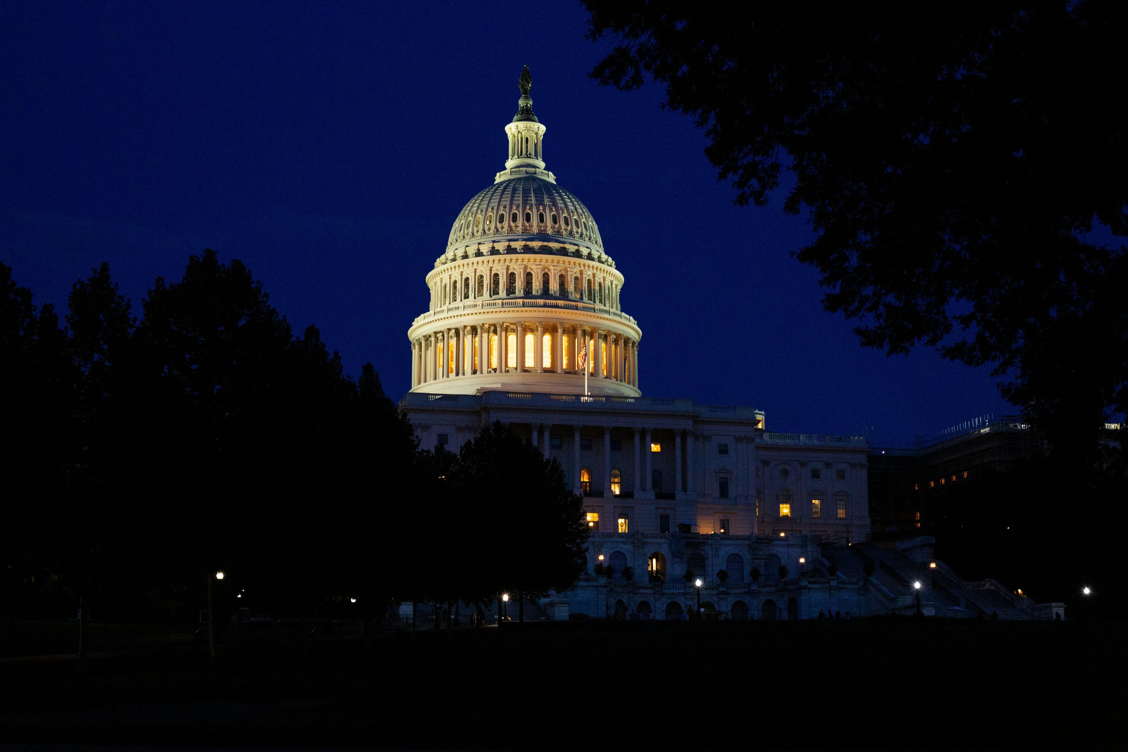 US Senator Lummis Proposes Bill to Let Crypto Qualify for Home Loans.