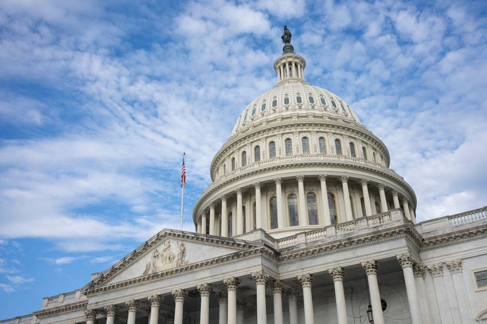 U.S. Senate Pushes Forward Landmark Stablecoin Bill