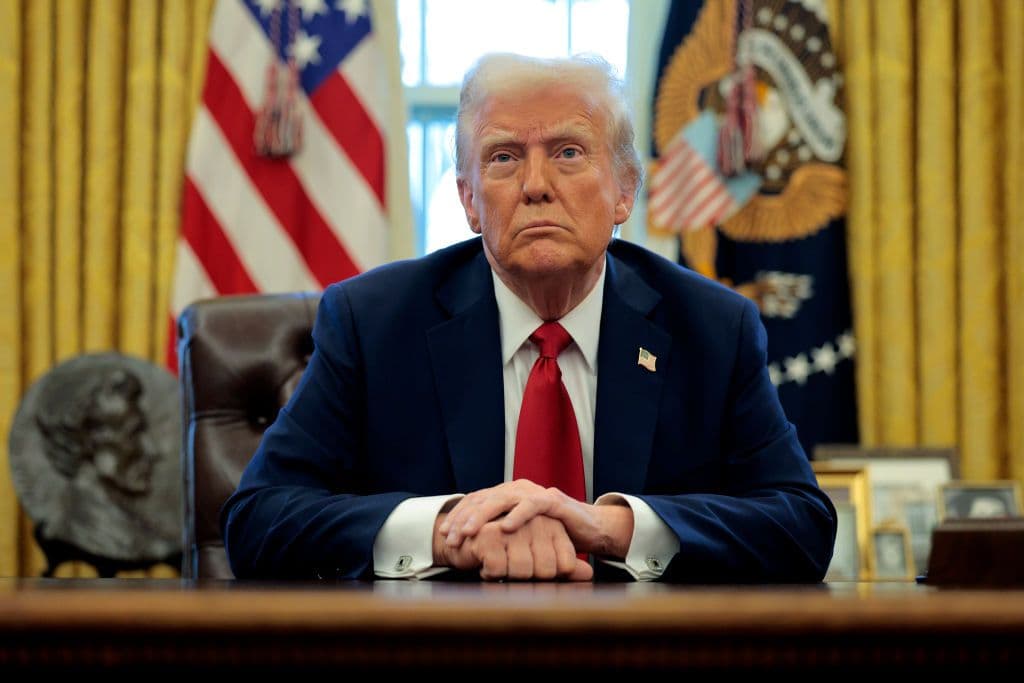 Crypto Markets Rebound as Trump Puts Canada, Mexico Tariffs on Hold