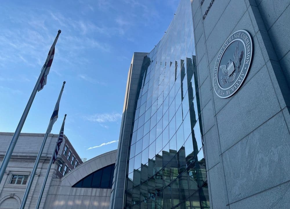 SEC Halts Binance Lawsuit Amid Major Crypto Regulatory Overhaul