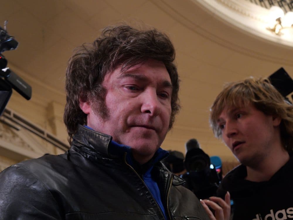 Argentina in Turmoil: President Milei Faces Fraud Charges Over LIBRA Crash