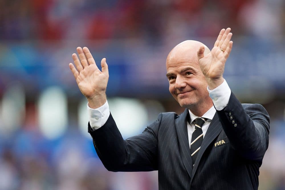 FIFA Plans Official Crypto Token: A Game-Changer for Football & Web3?