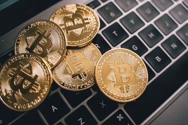 DTX Exchange: The Rising Dark Horse Challenging XRP and Dogecoin in Crypto Market