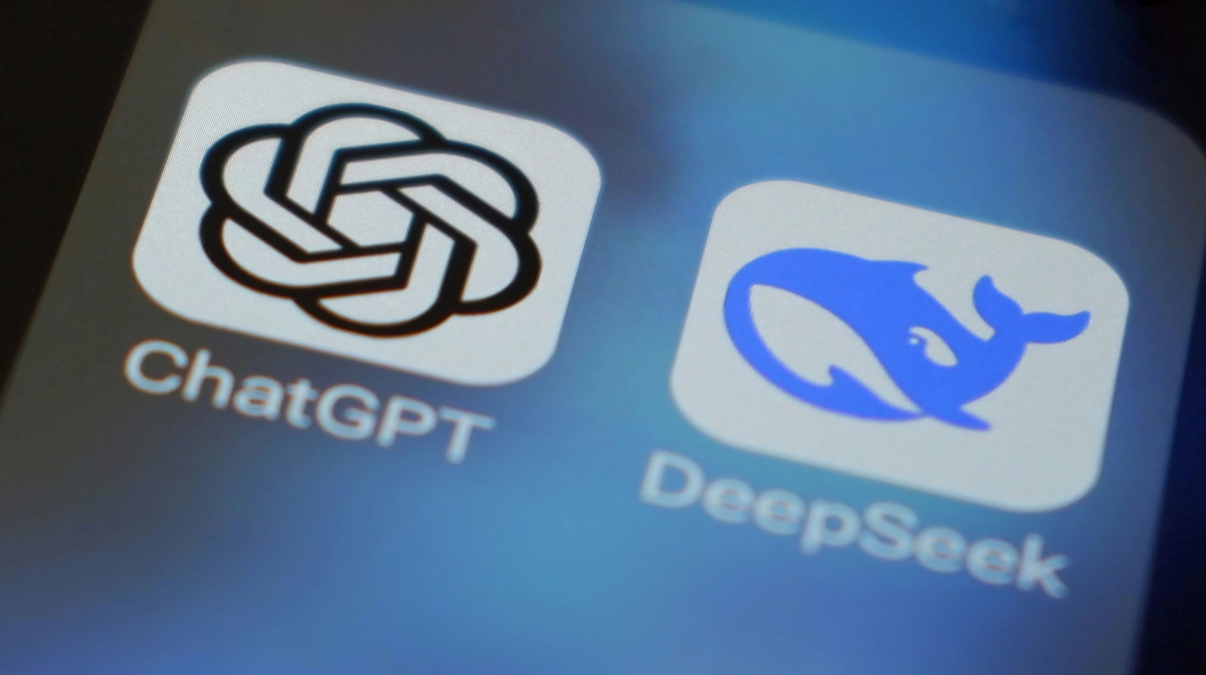 ChatGPT Vs. DeepSeek