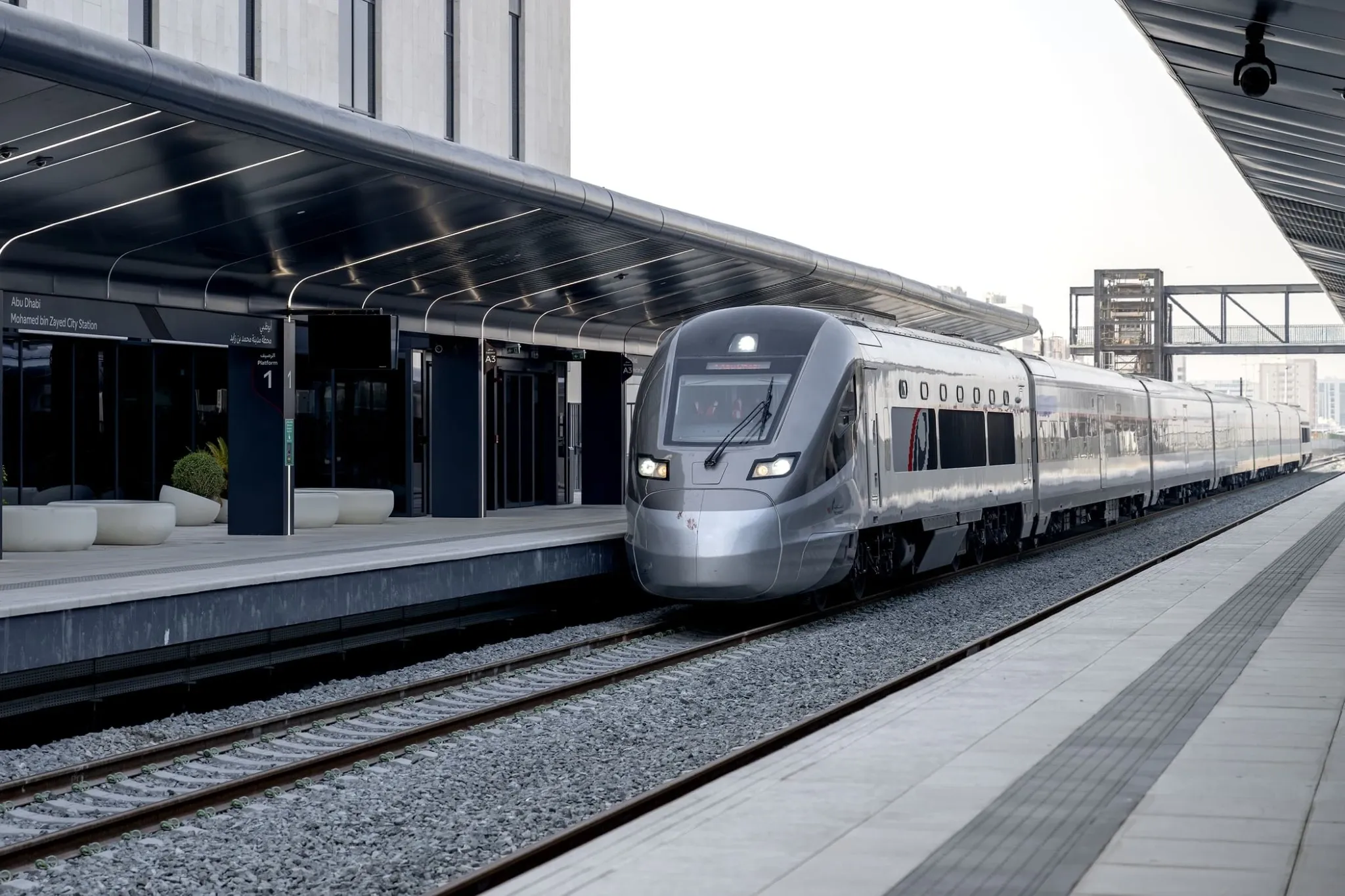 Etihad Rail Completes First Passenger Journey from Fujairah to Abu Dhabi